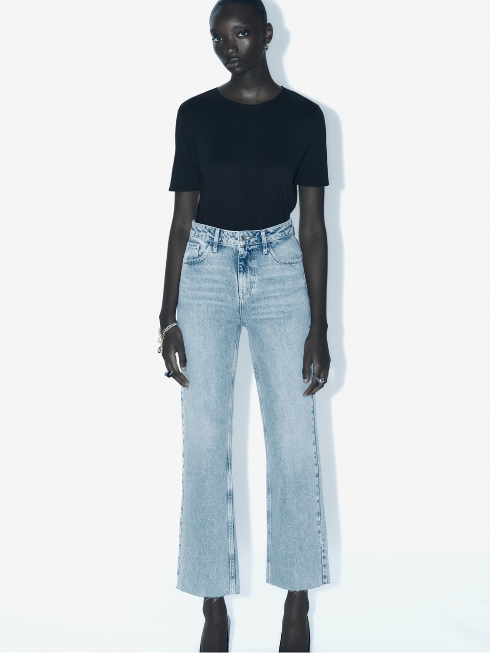 NWOT Zara HIGH RISE Z1975 Straight Leg Jeans Light Wash Size 10